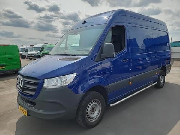 Mercedes-Benz Sprinter 315 1.9 CDI L2H2 DC 2021 - voorkant