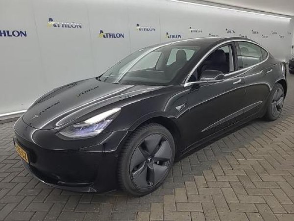 Tesla Model 3 Standard RWD Plus 60 kWh 2019 - voorkant