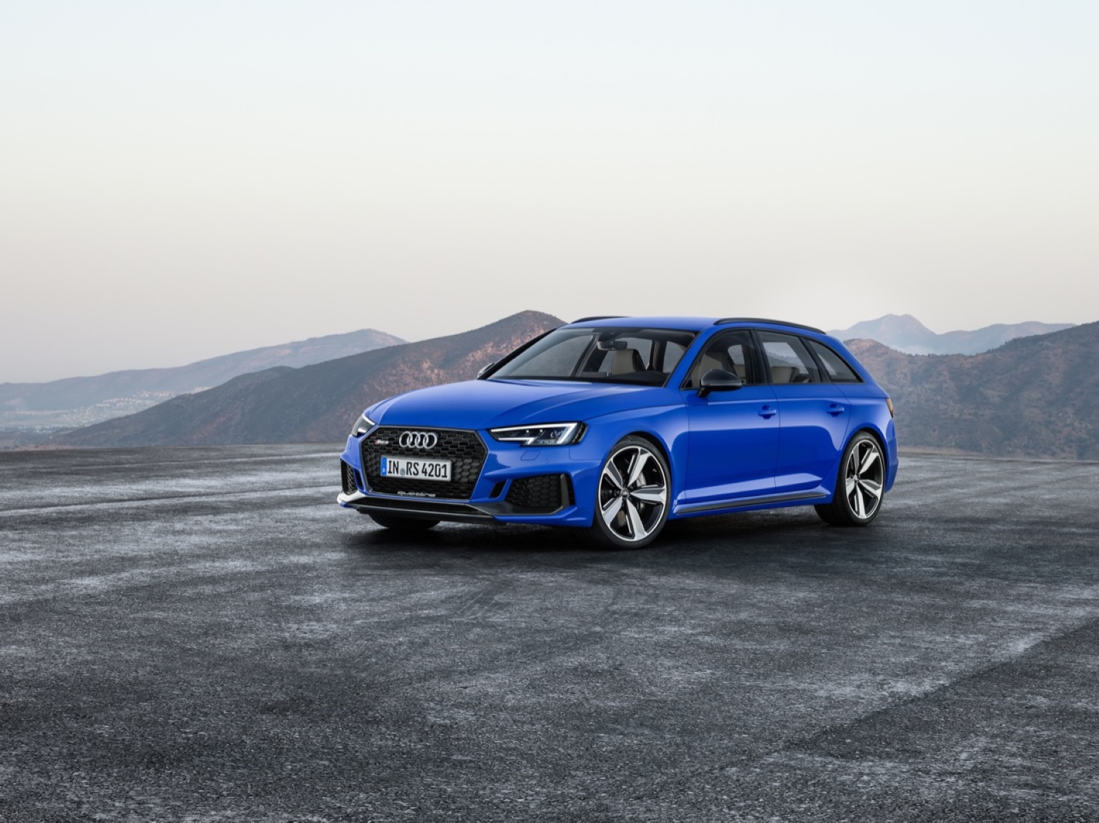 Audi A4 Avant 2.9 TFSI RS4 quattro 2018 - voorkant