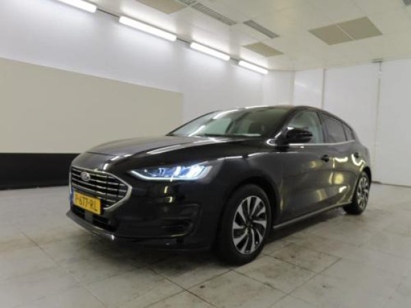 Ford Focus 1.0 EcoBoost Hybrid Titanium Style 2022 - voorkant