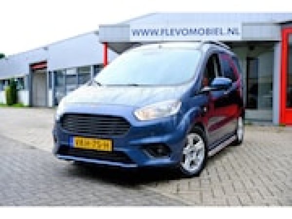 Ford Transit Courier 1.5 TDCI Limited Duratorq S&S 2021 - voorkant