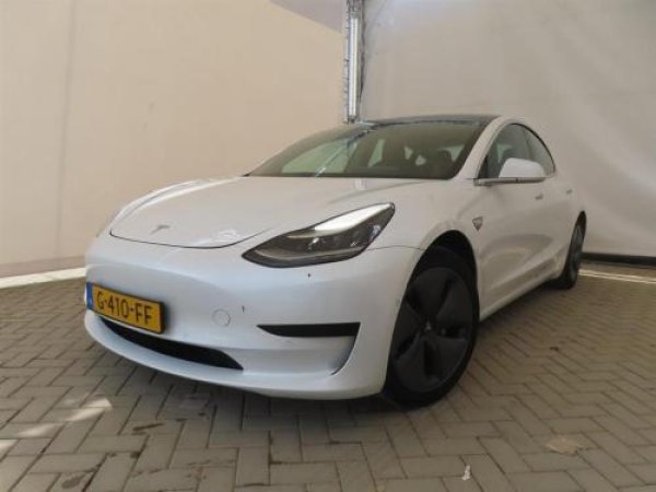 Tesla Model 3 Standard RWD Plus 2019 - voorkant