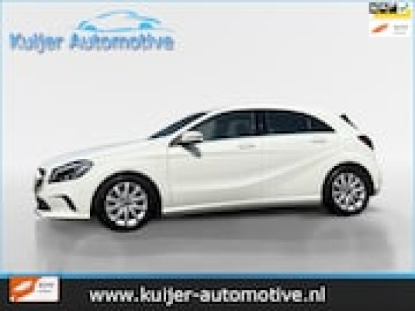 Mercedes-Benz A-klasse 180 Business 2017 - voorkant