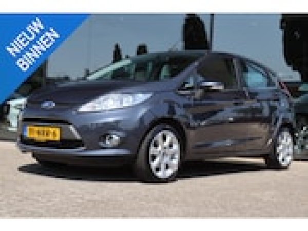 Ford Fiesta 1.25 Titanium 2010 - voorkant