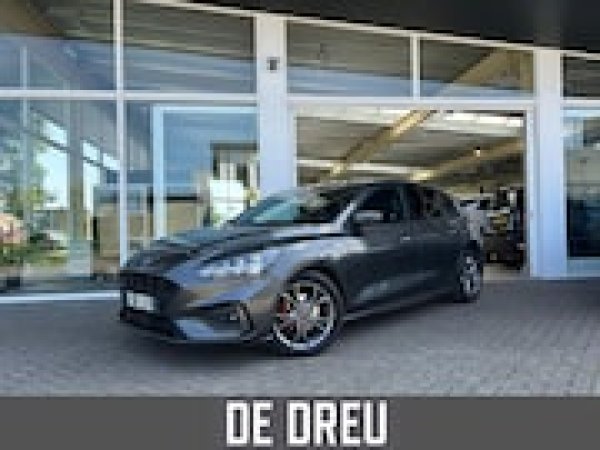 Ford Focus 1.0 EcoBoost Titanium X Business 2021 - voorkant