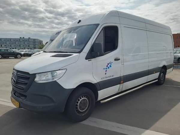 Mercedes-Benz Sprinter 311 2.2 CDI L3H2 2021 - voorkant