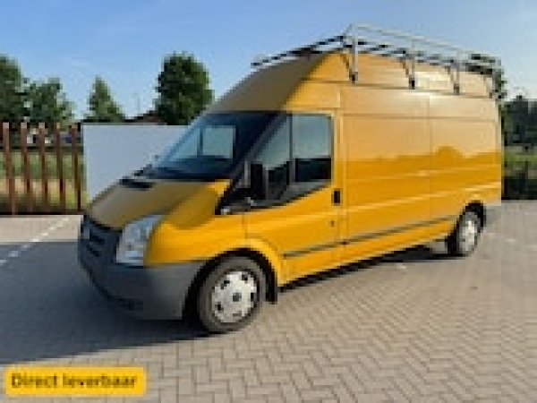Ford Transit 300L 2.2 TDCI HD 2010 - voorkant