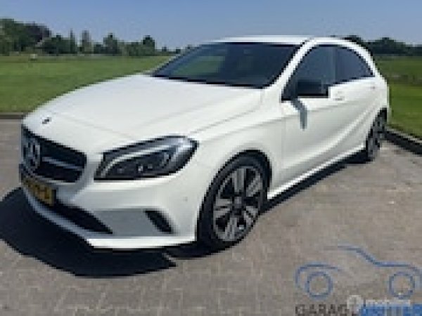 Mercedes-Benz A-klasse 160 Ambition 2017 - voorkant