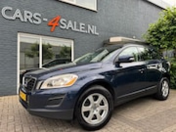 Volvo Xc60 2.0 D3 Kinetic 2013 - voorkant