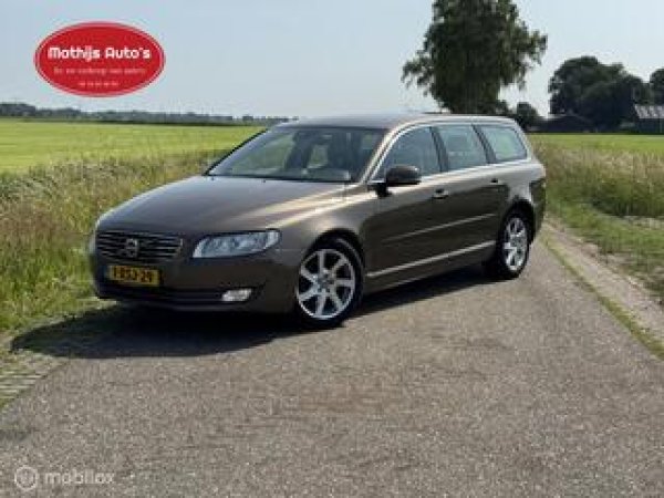 Volvo V70 1.6 D2 Nordic+ 2014 - voorkant