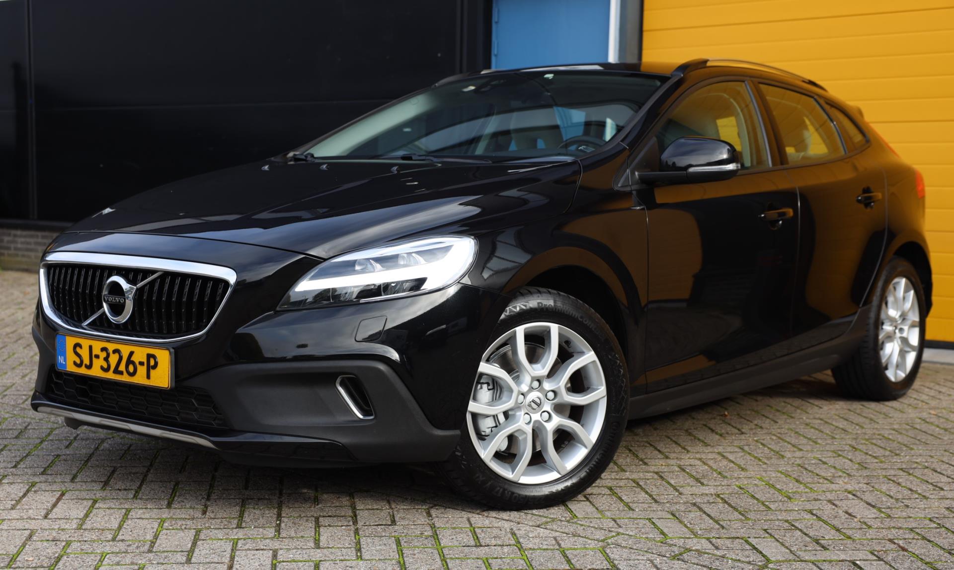Foto van Volvo V40 Cross Country