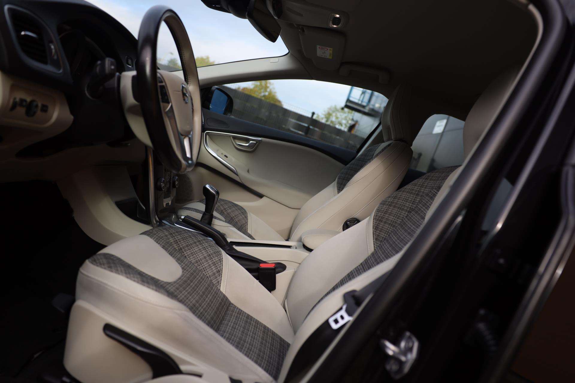 Foto van Volvo V40 Cross Country