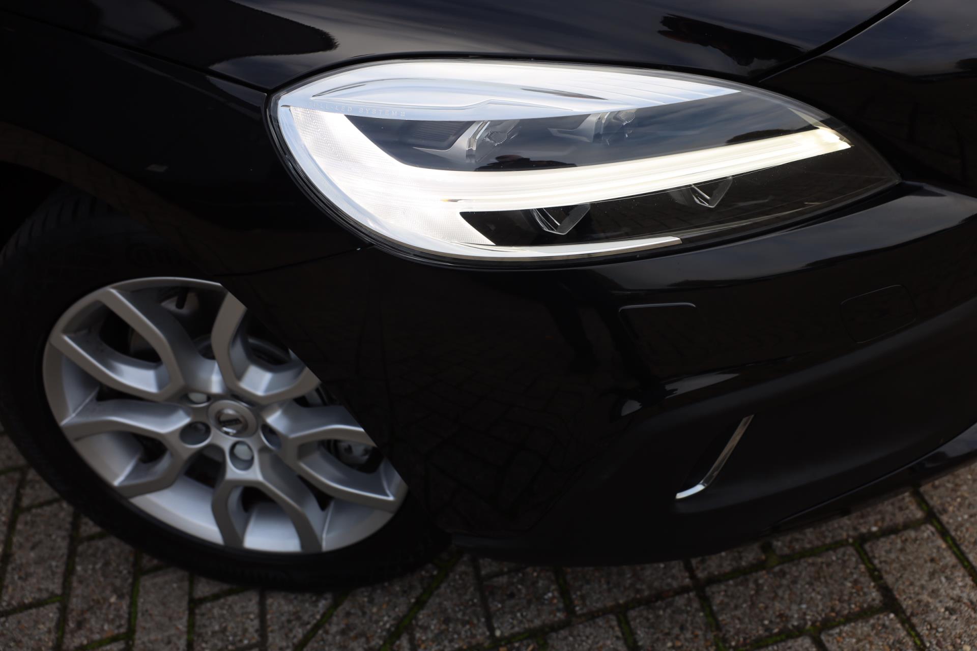 Foto van Volvo V40 Cross Country