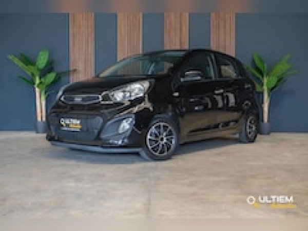Kia Picanto 1.0 CVVT World Cup Ed. 2014 - voorkant
