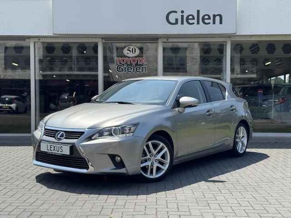 Foto van Lexus CT