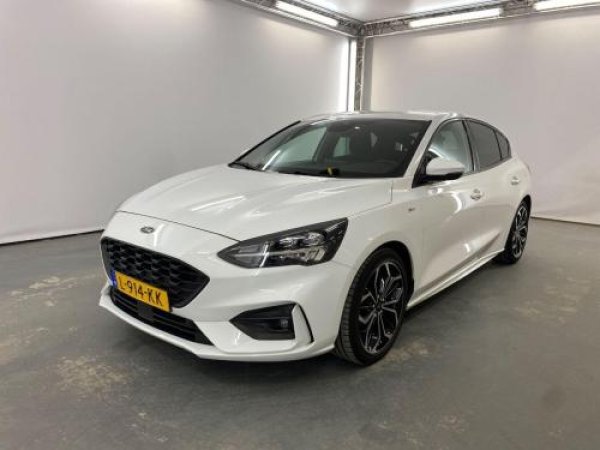 Ford Focus 1.5 EcoBlue ST Line X Business 2021 - voorkant
