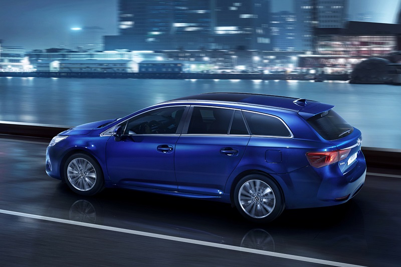 Foto van Toyota Avensis Touring Sports