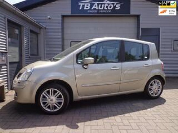 Renault Modus 1.6-16V Initiale 2007 - voorkant