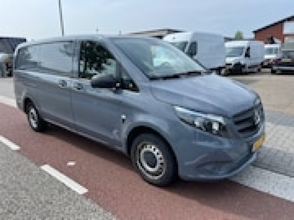 Foto van Mercedes-Benz Vito