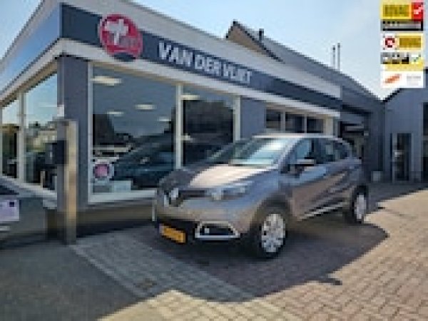 Renault Captur 0.9 TCe Expression 2016 - voorkant