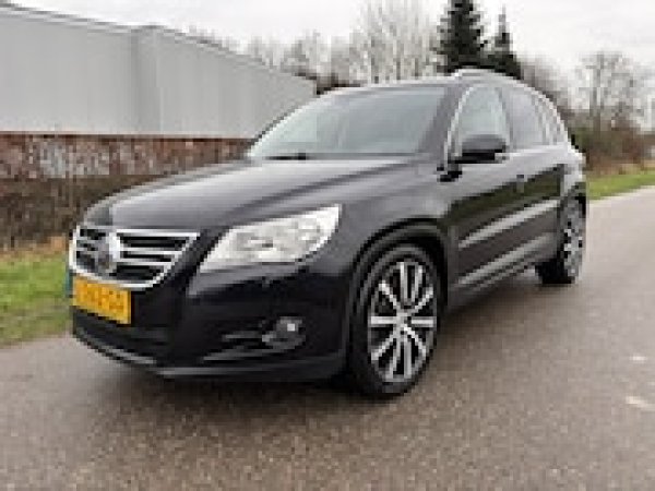 Volkswagen Tiguan 2.0 TSI Track&Field 4Motion 2008 - voorkant