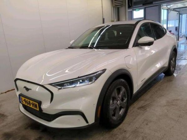 Ford Mustang Mach-e RWD 2021 - voorkant