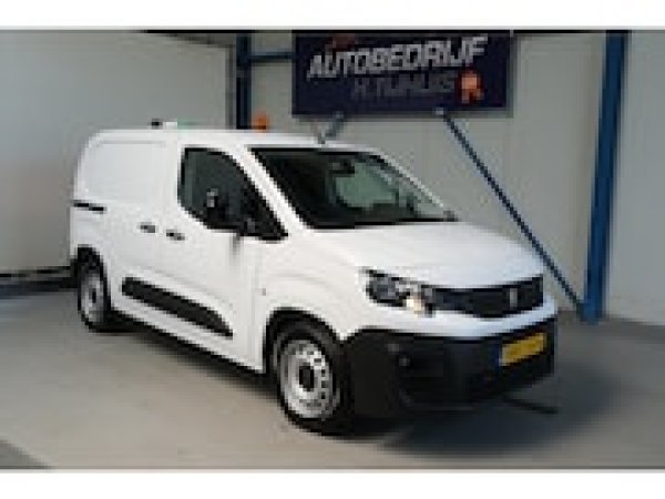 Foto van Peugeot Partner