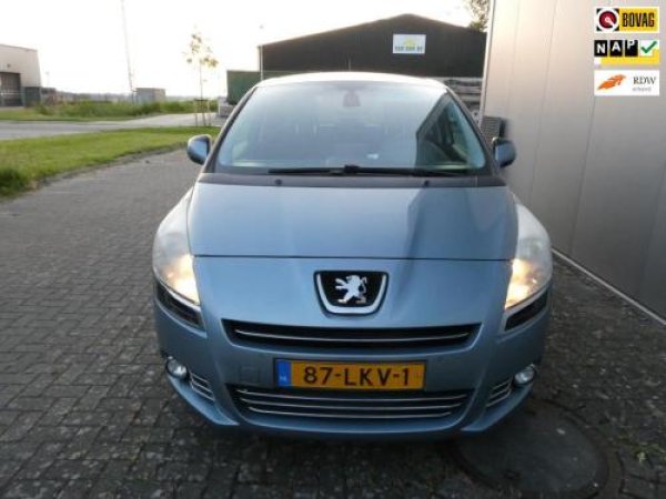 Peugeot 5008 1.6 HDiF Blue Lease 5p. 2010 - voorkant