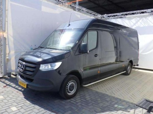 Mercedes-Benz Sprinter 315 1.9 CDI L3H2 DC 2021 - voorkant
