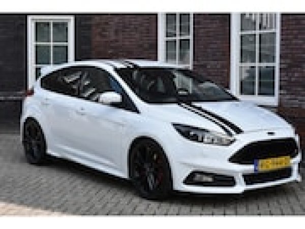 Ford Focus 2.0 ST 2017 - voorkant