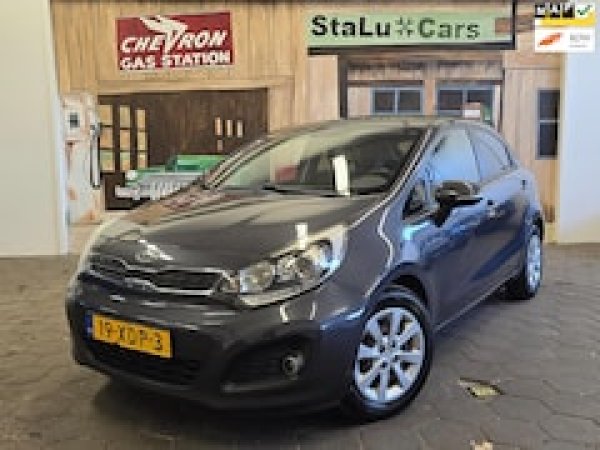 Kia Rio 1.2 CVVT Plus Pack 2012 - voorkant