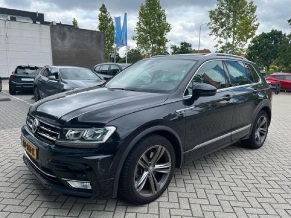 Volkswagen Tiguan 2.0 TSI 4Motion Highline 2017 - voorkant