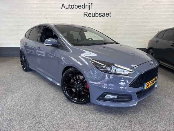 Ford Focus 2.0 TDCI ST-3 2017 - voorkant