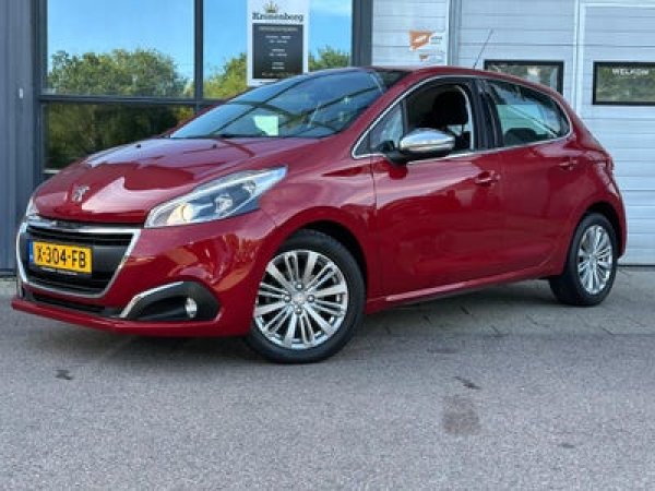 Peugeot 208 1.2 PureTech Allure 2017 - voorkant