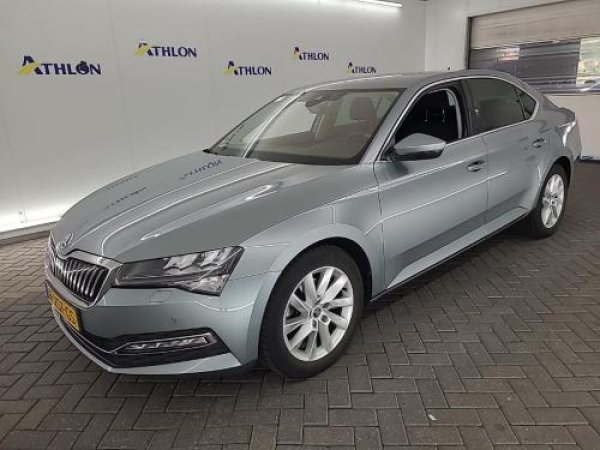 Skoda Superb 1.5 TSI ACT Business Edition 2020 - voorkant