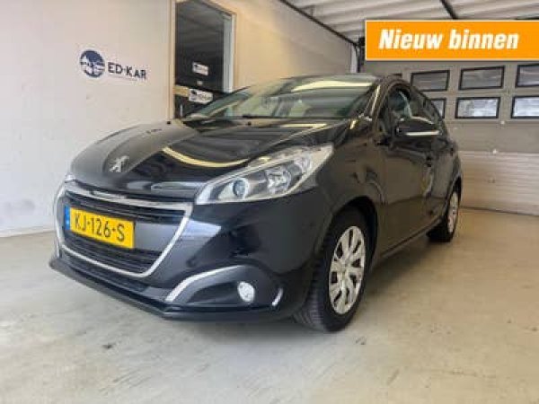 Peugeot 208 1.2 PureTech Blue Lease 2016 - voorkant