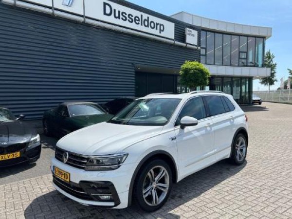 Volkswagen Tiguan 1.4 TSI ACT Comfortline Business R 2017 - voorkant
