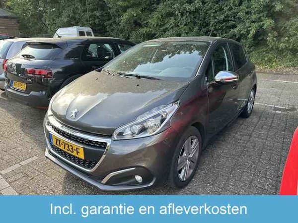 Peugeot 208 1.2 PureTech Signature 2019 - voorkant