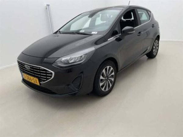 Ford Fiesta 1.0 EcoBoost Hybrid Titanium 2023 - voorkant