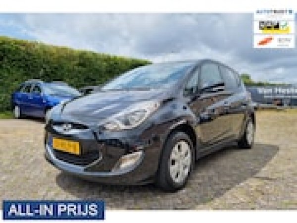 Hyundai Ix20 1.4i i-Motion 2011 - voorkant