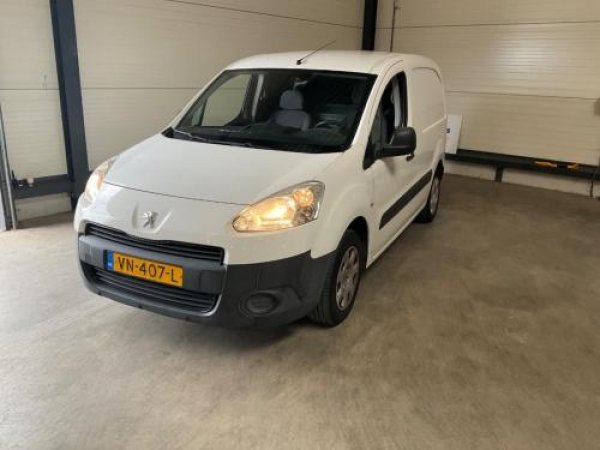 Foto van Peugeot Partner