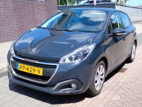 Peugeot 208 1.2 PureTech Blue Lion 2018 - voorkant