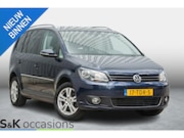 Volkswagen Touran 1.2 TSI Highline BlueMotion 7p. 2012 - voorkant