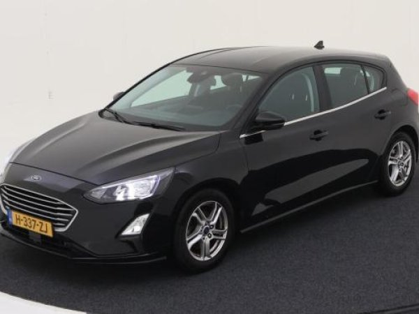 Ford Focus 1.0 EcoBoost Trend Edition Business 2020 - voorkant