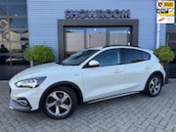Ford Focus 1.0 EcoBoost Titanium Business 2019 - voorkant