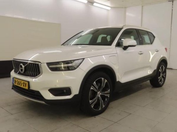 Volvo XC40 1.5 T5 Twin Engine Inscription 2020 - voorkant