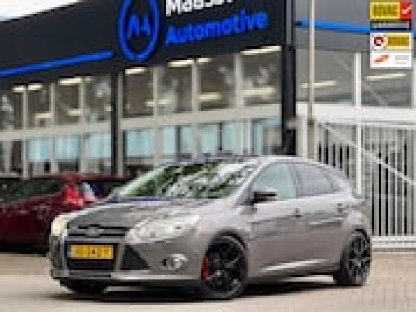 Ford Focus 1.6 EcoBoost Titanium 2011 - voorkant