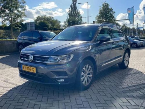 Volkswagen Tiguan 1.5 TSI Comfortline 2019 - voorkant