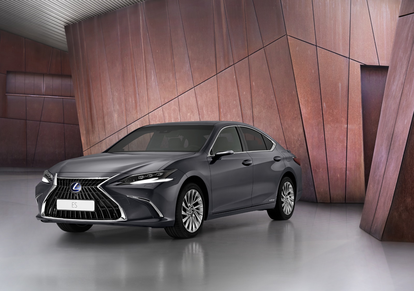 Lexus Es 300h Luxury Line 2022 - voorkant