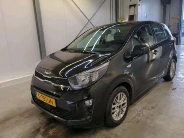 Kia Picanto 1.0 DPI DynamicLine 2023 - voorkant